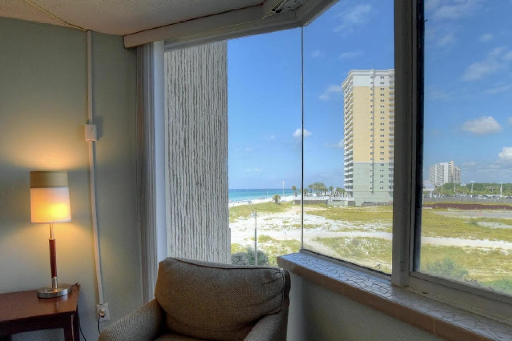 Apartment 414 Of The Gulf
